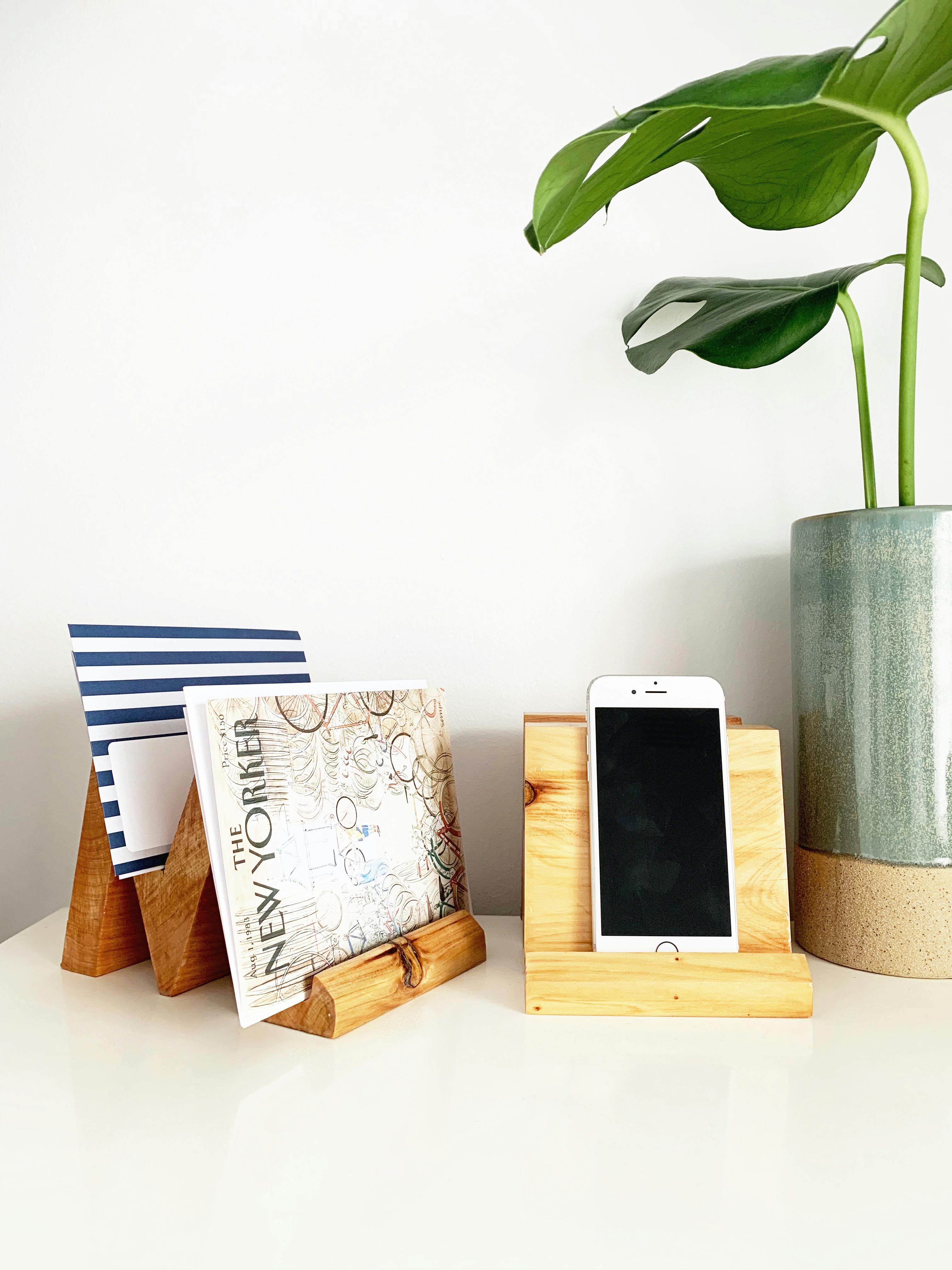 school desk organization 